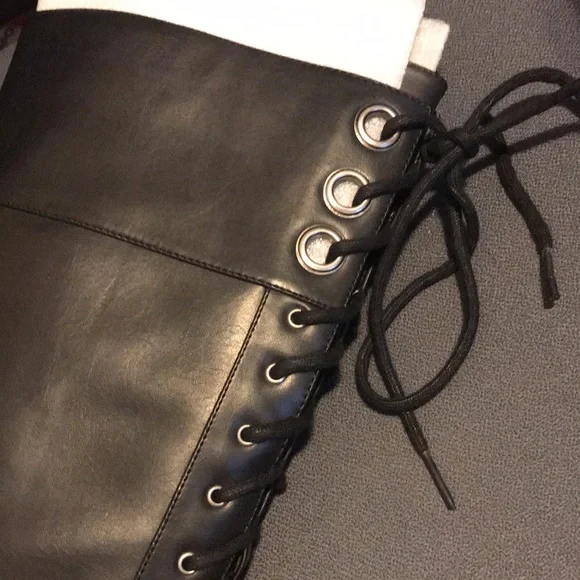 NEW NEVER WORN. - Picture 6 of 11